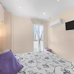 Yovalu Con Balcon דירה טורבייחה