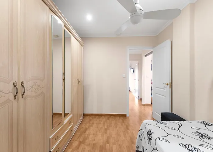 Yovalu Con Balcon Torrevieja